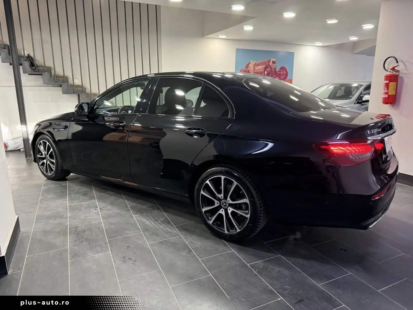 MERCEDES-BENZ E 220 d