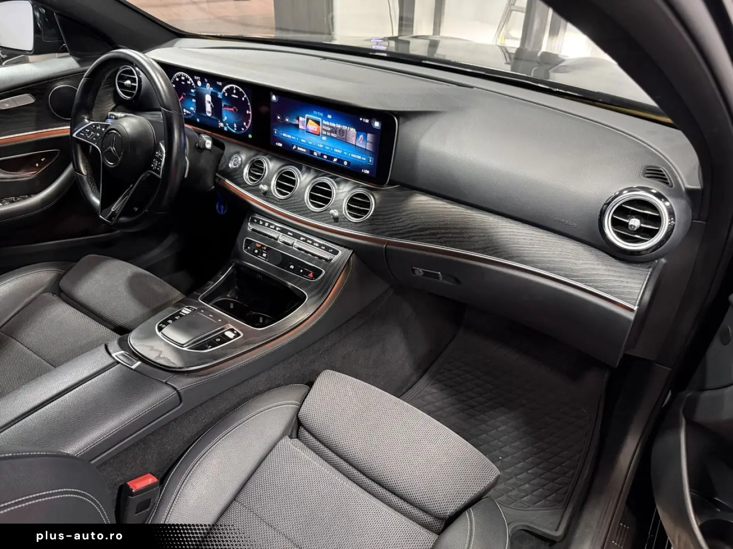 MERCEDES-BENZ E 220 d