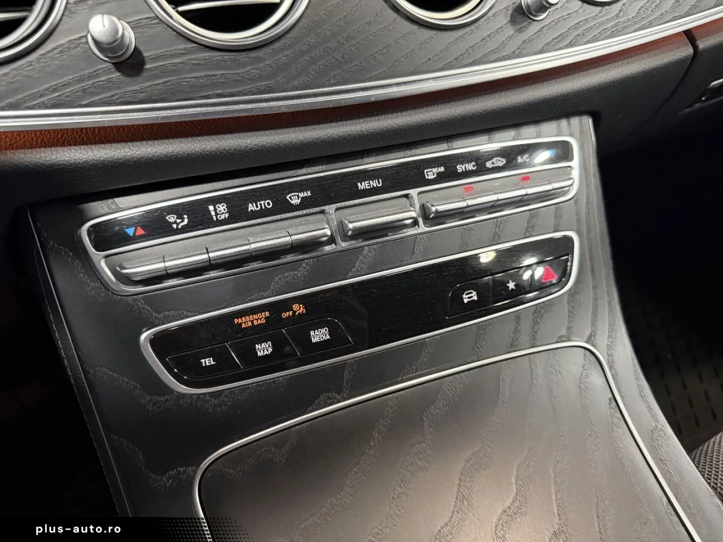 MERCEDES-BENZ E 220 d