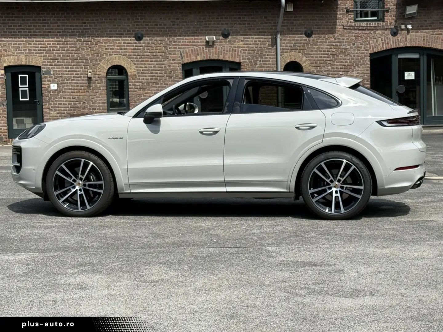 PORSCHE Cayenne E-Hybrid  Coupe KREIDE-BEIGE SPORTDESIGN