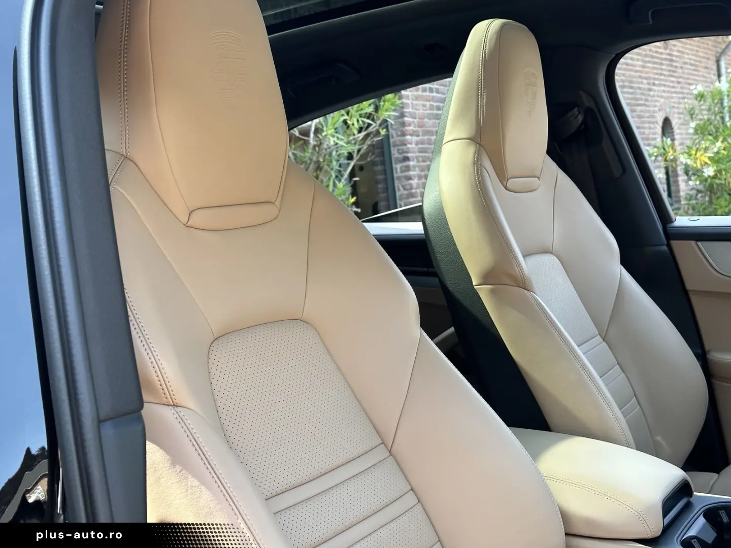 PORSCHE Cayenne E-Hybrid  Coupe KREIDE-BEIGE SPORTDESIGN