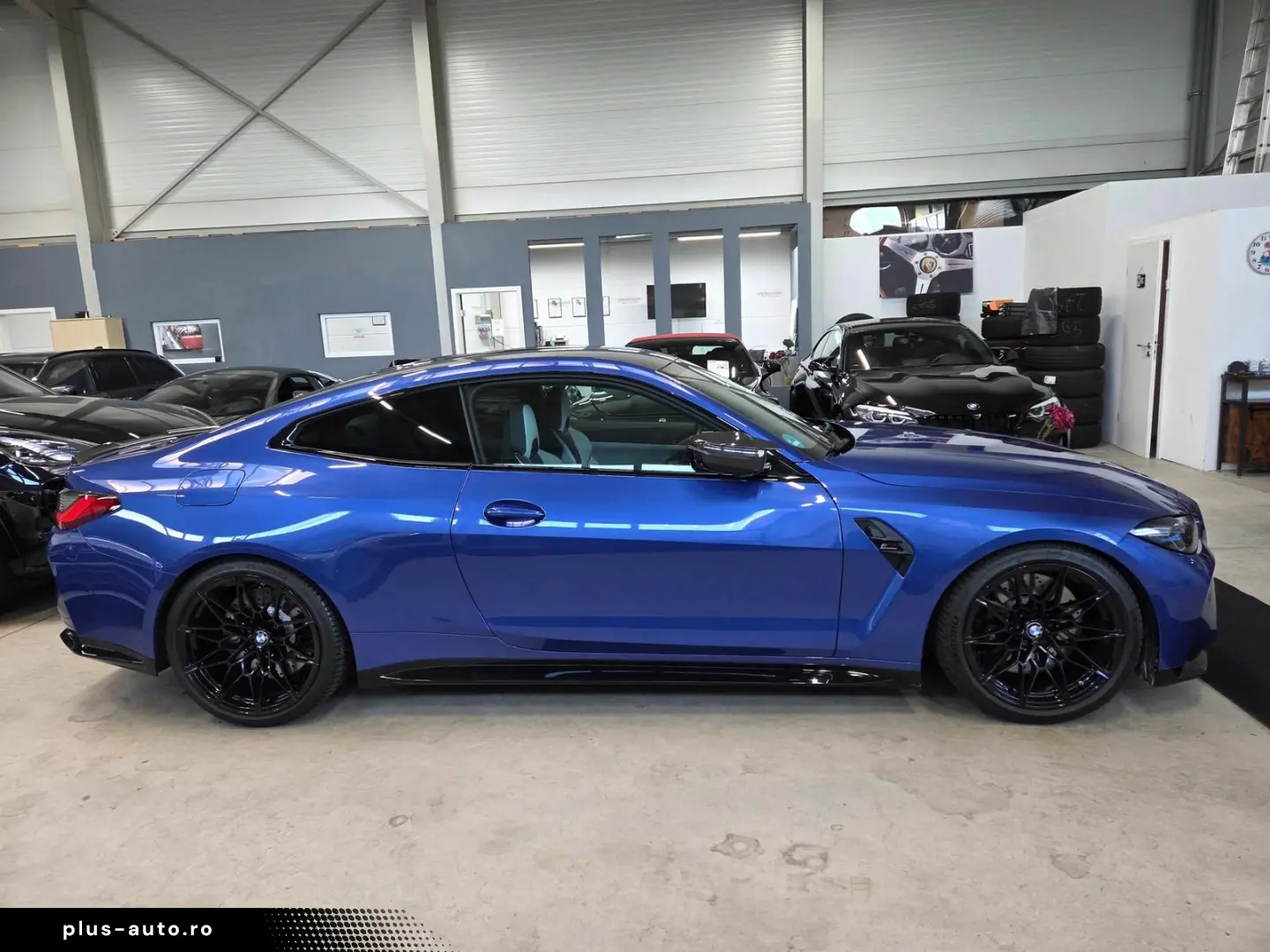 BMW M4 M-xDrive Competition  H&K Laser Keyless  560€
