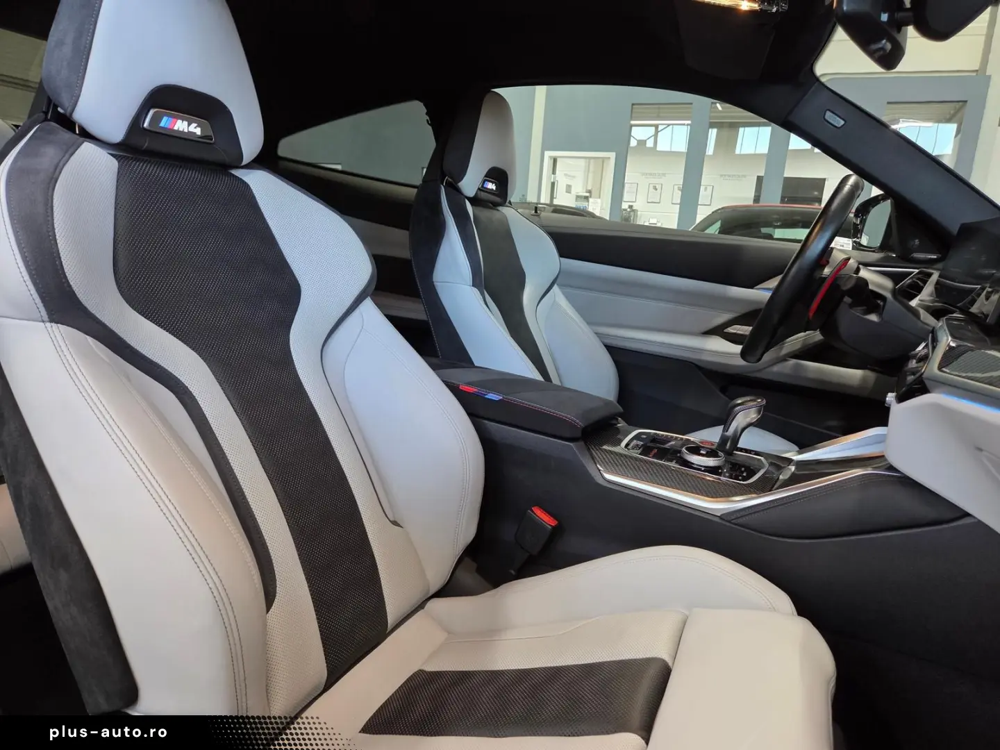 BMW M4 M-xDrive Competition  H&K Laser Keyless  560€