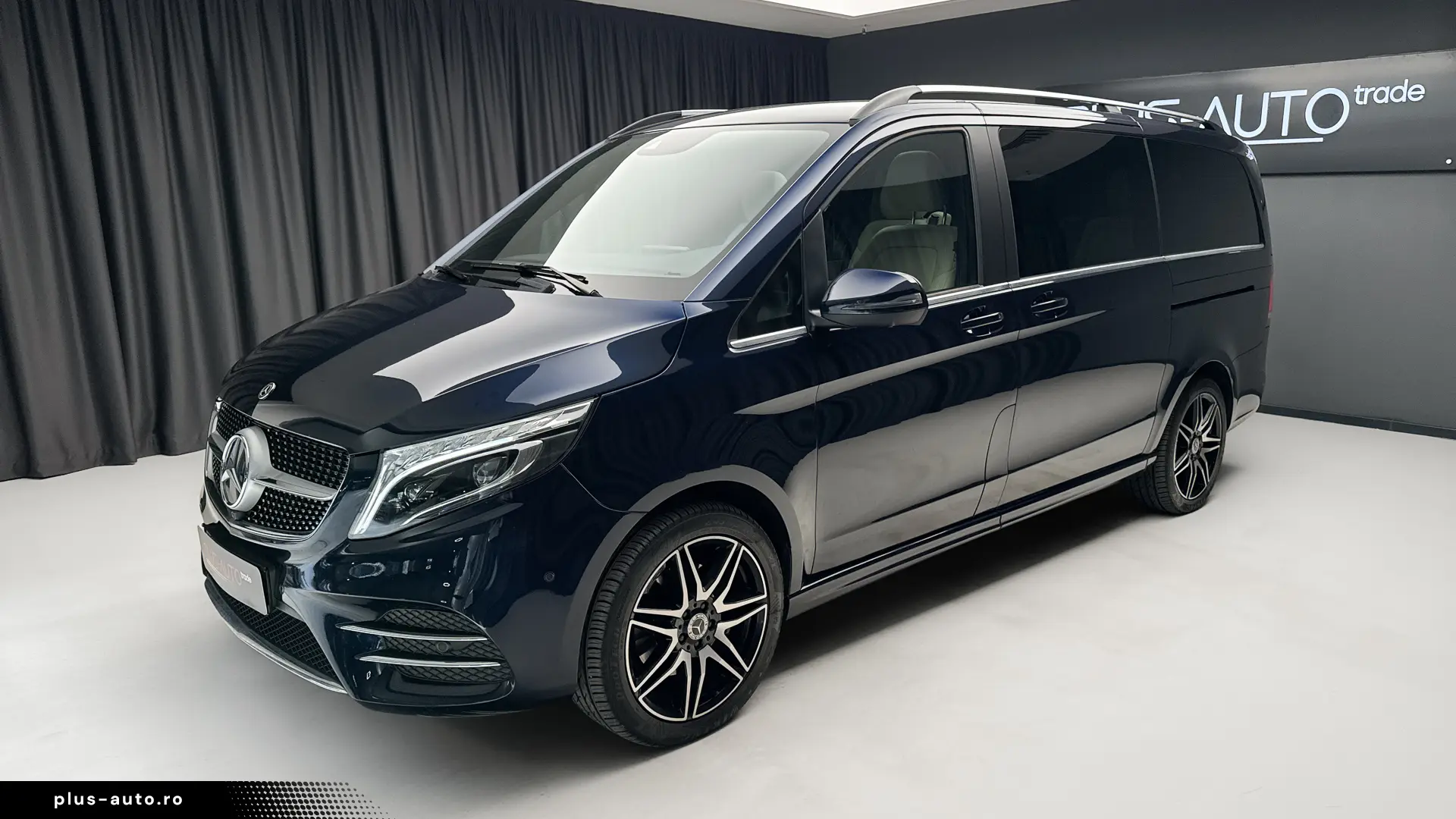 Mercedes-Benz V 300d 4Matic Lung AIRMATIC AMG 360 R19 Pano