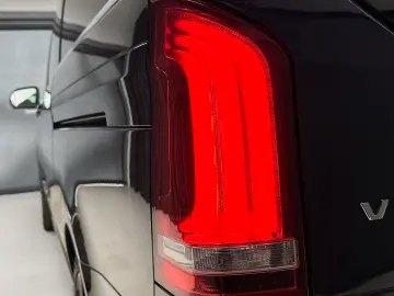 Mercedes-Benz V 300d 4Matic Lung AIRMATIC AMG 360 R19 Pano