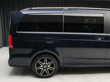 Mercedes-Benz V 300d 4Matic Lung AIRMATIC AMG 360 R19 Pano
