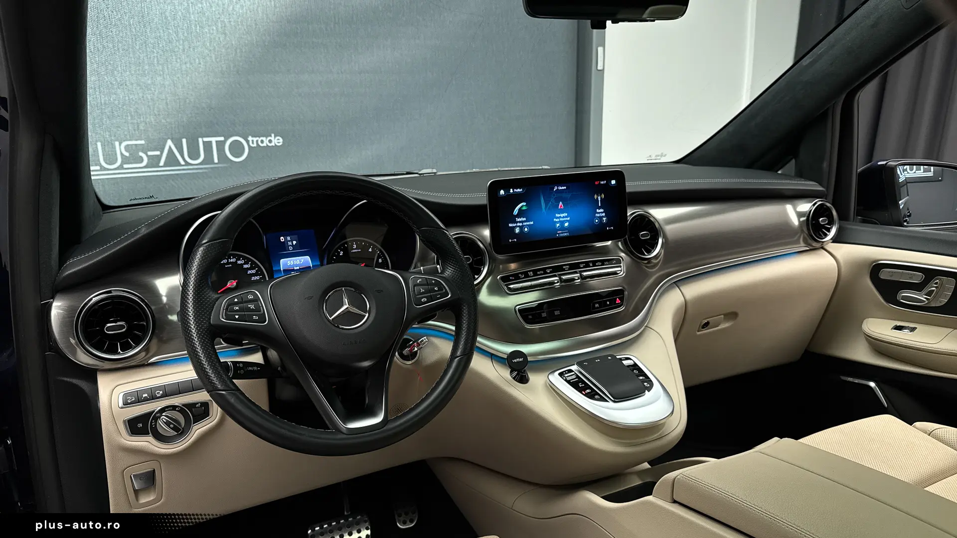Mercedes-Benz V 300d 4Matic Lung AIRMATIC AMG 360 R19 Pano