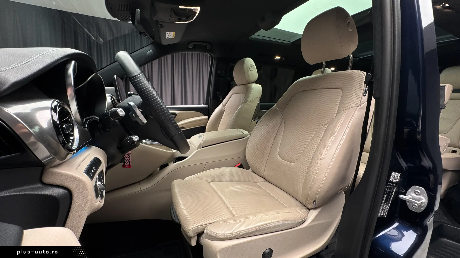 Mercedes-Benz V 300d 4Matic Lung AIRMATIC AMG 360 R19 Pano