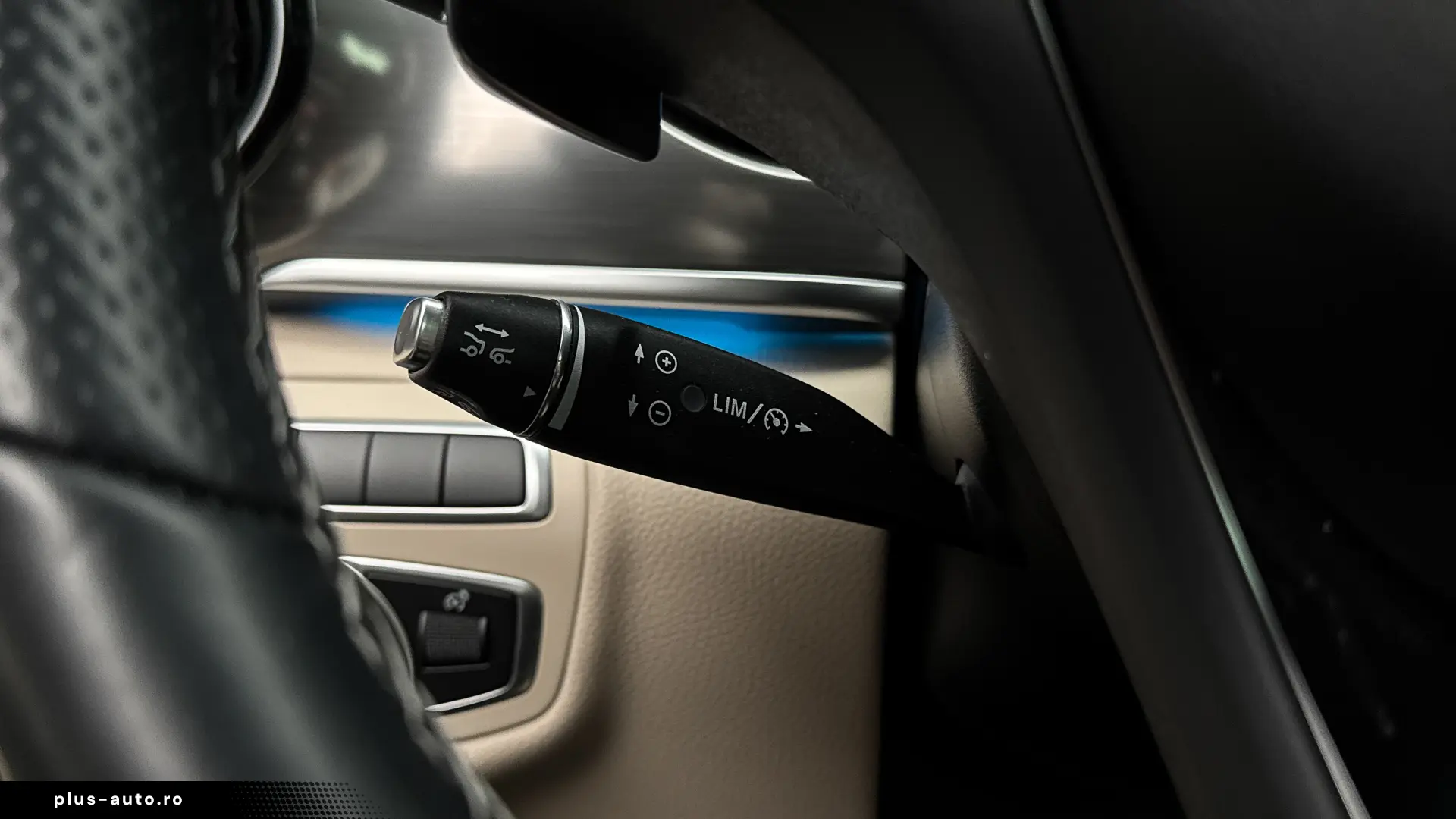 Mercedes-Benz V 300d 4Matic Lung AIRMATIC AMG 360 R19 Pano