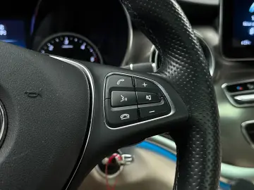 Mercedes-Benz V 300d 4Matic Lung AIRMATIC AMG 360 R19 Pano