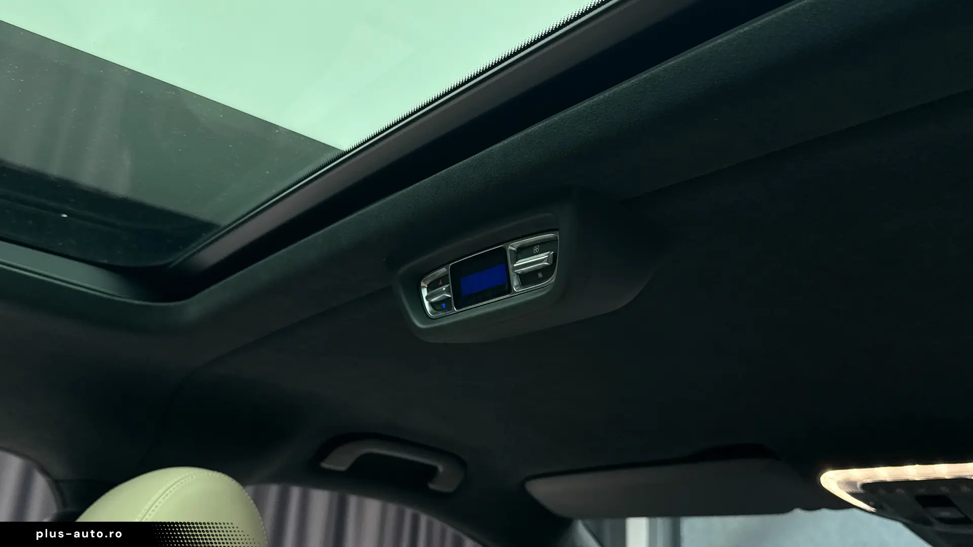 Mercedes-Benz V 300d 4Matic Lung AIRMATIC AMG 360 R19 Pano
