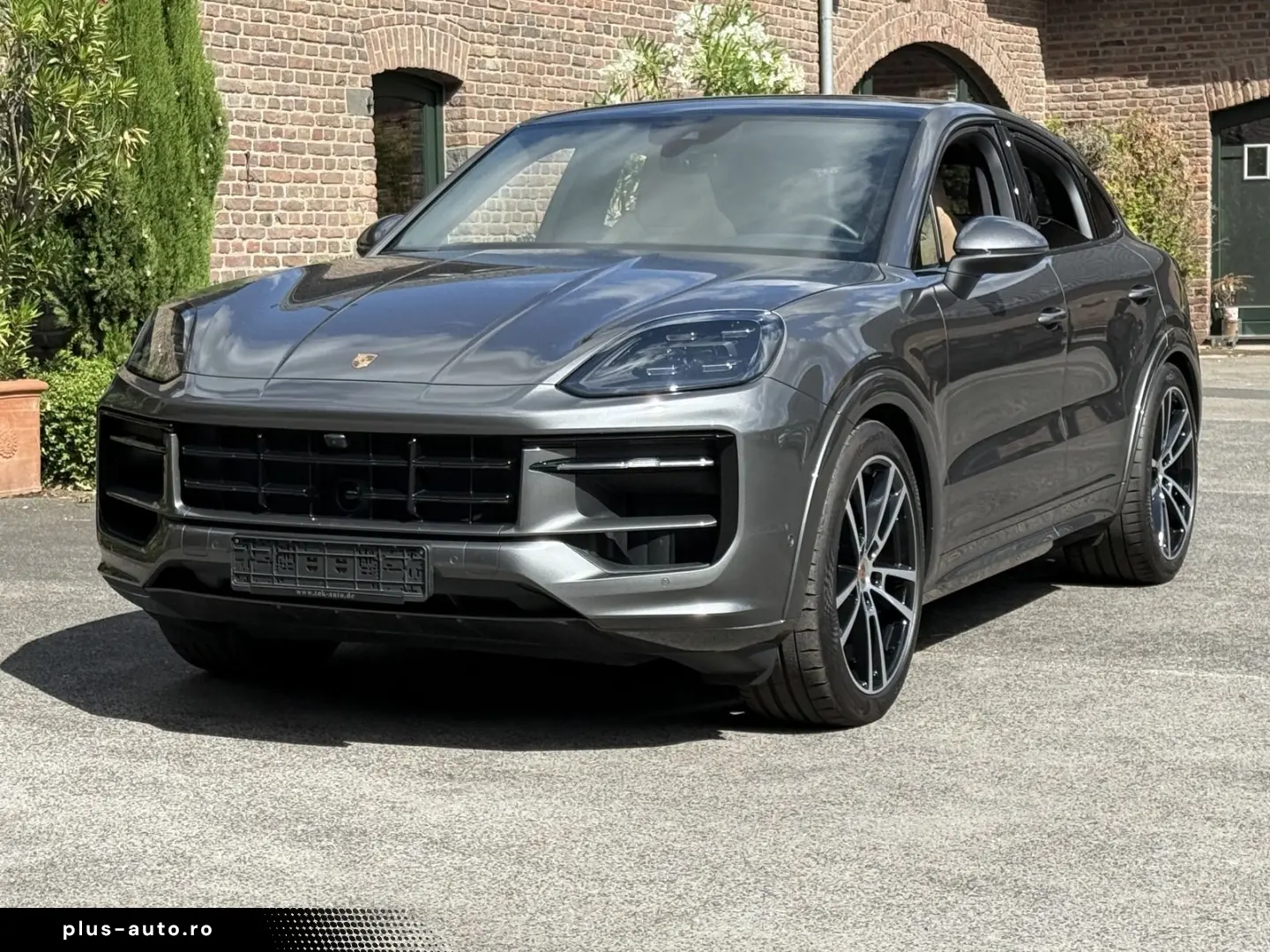 PORSCHE Cayenne Coupe