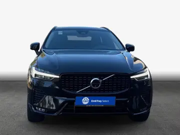 Volvo XC60 B5 AWD Plus Dark HUD • HARMAN KARDON • 360