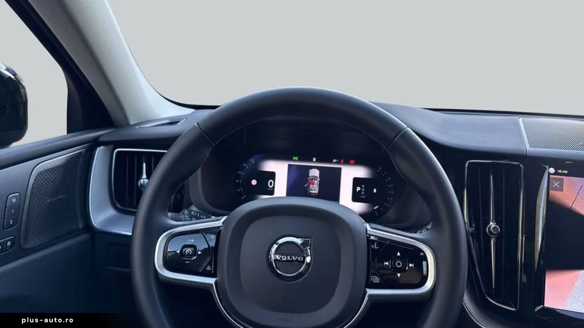 Volvo XC60 B5 AWD Plus Dark HUD • HARMAN KARDON • 360