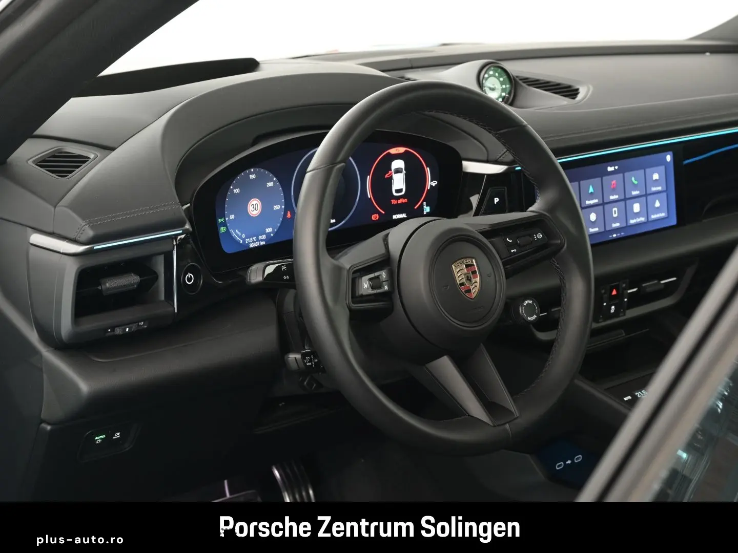 PORSCHE Macan Electric 4S PANO CHRONO LUFT AHK INNO HUD