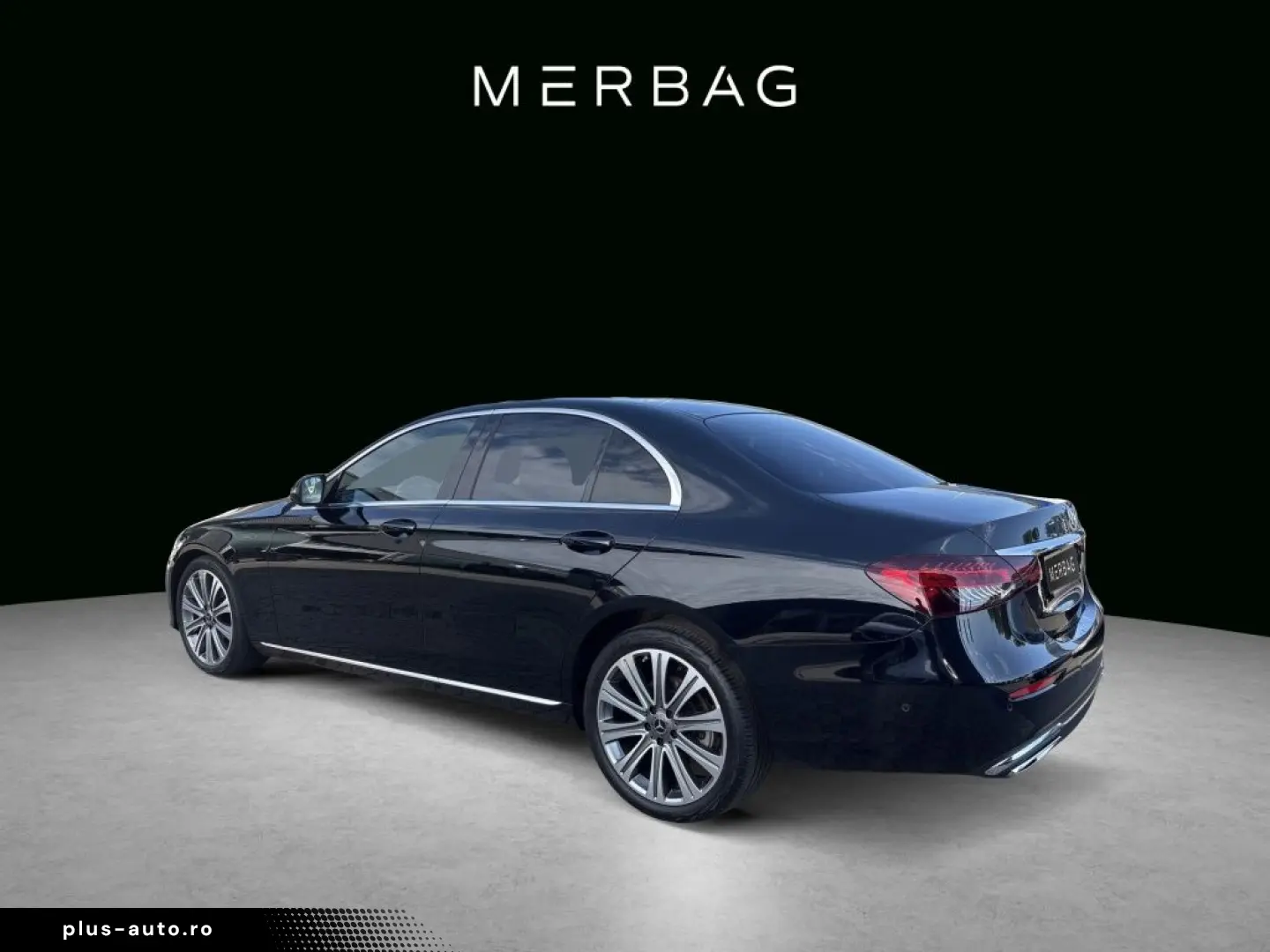 MERCEDES-BENZ E 220 d 4M Limousine  PANO LED BUSINES
