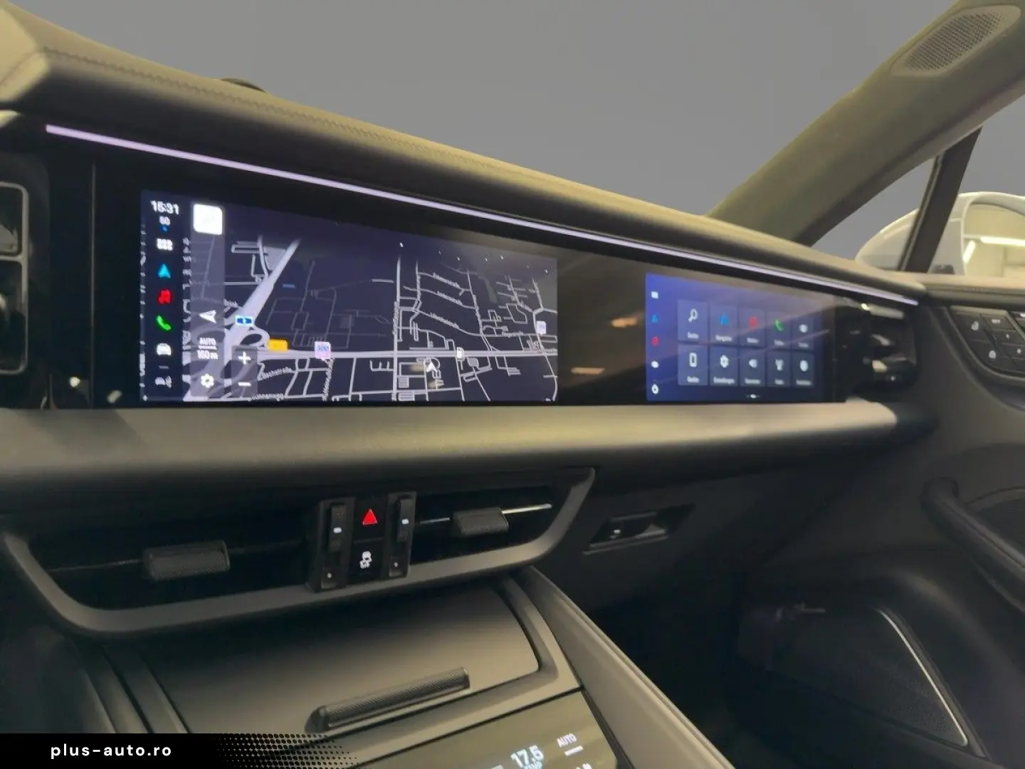 PORSCHE Macan Turbo Electric Matrix Head-Up Pano Kamera