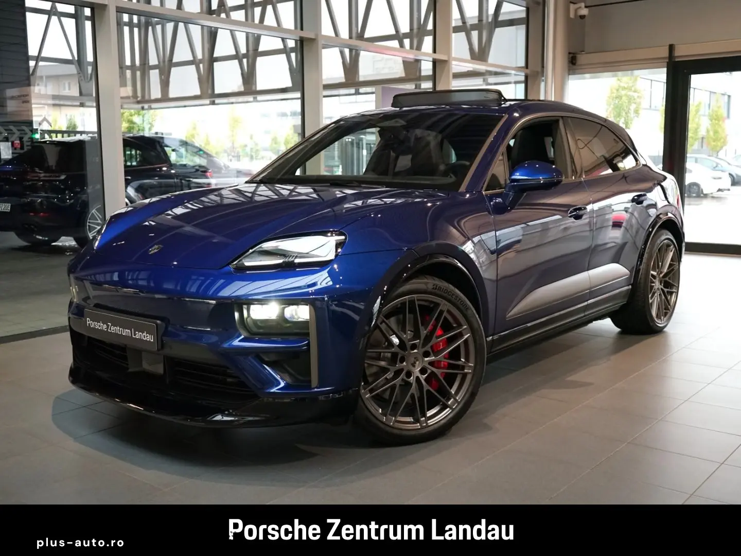 PORSCHE Macan Turbo Burmester HA-Lenkung InnoDrive LED