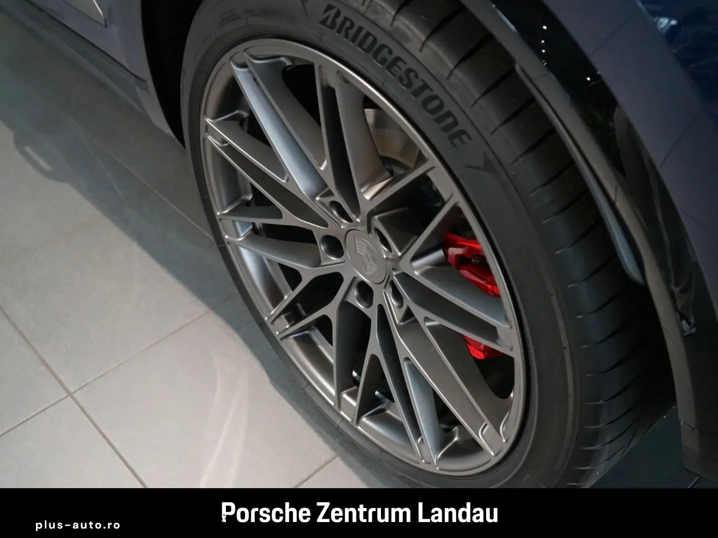 PORSCHE Macan Turbo Burmester HA-Lenkung InnoDrive LED