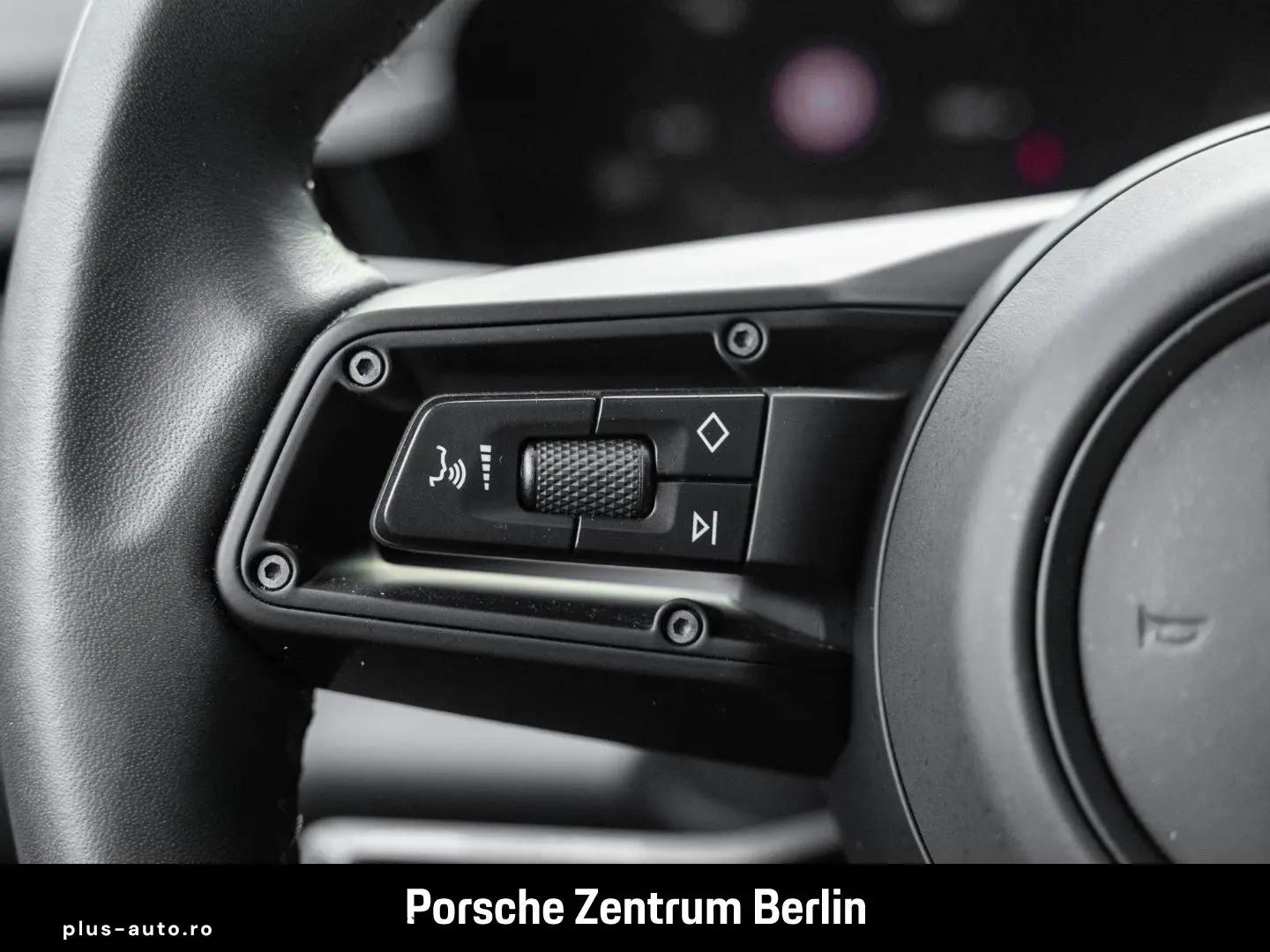 PORSCHE Macan Turbo Head-Up Surround-View Luftfederung