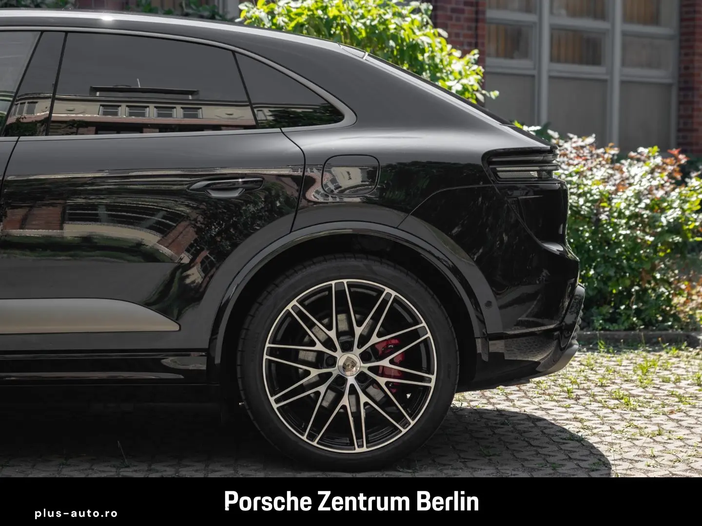 PORSCHE Macan Turbo Head-Up Surround-View Luftfederung