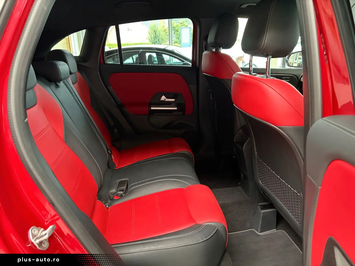 MERCEDES-BENZ GLA 250 e AMG-Line AHK DISTRO LEDER ST&hellip;