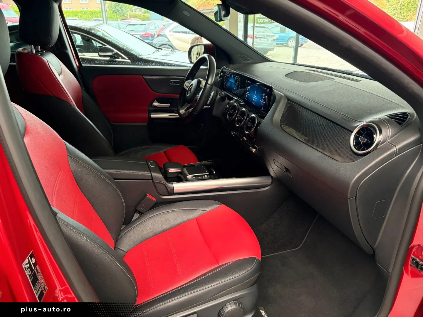 MERCEDES-BENZ GLA 250 e AMG-Line AHK DISTRO LEDER ST&hellip;