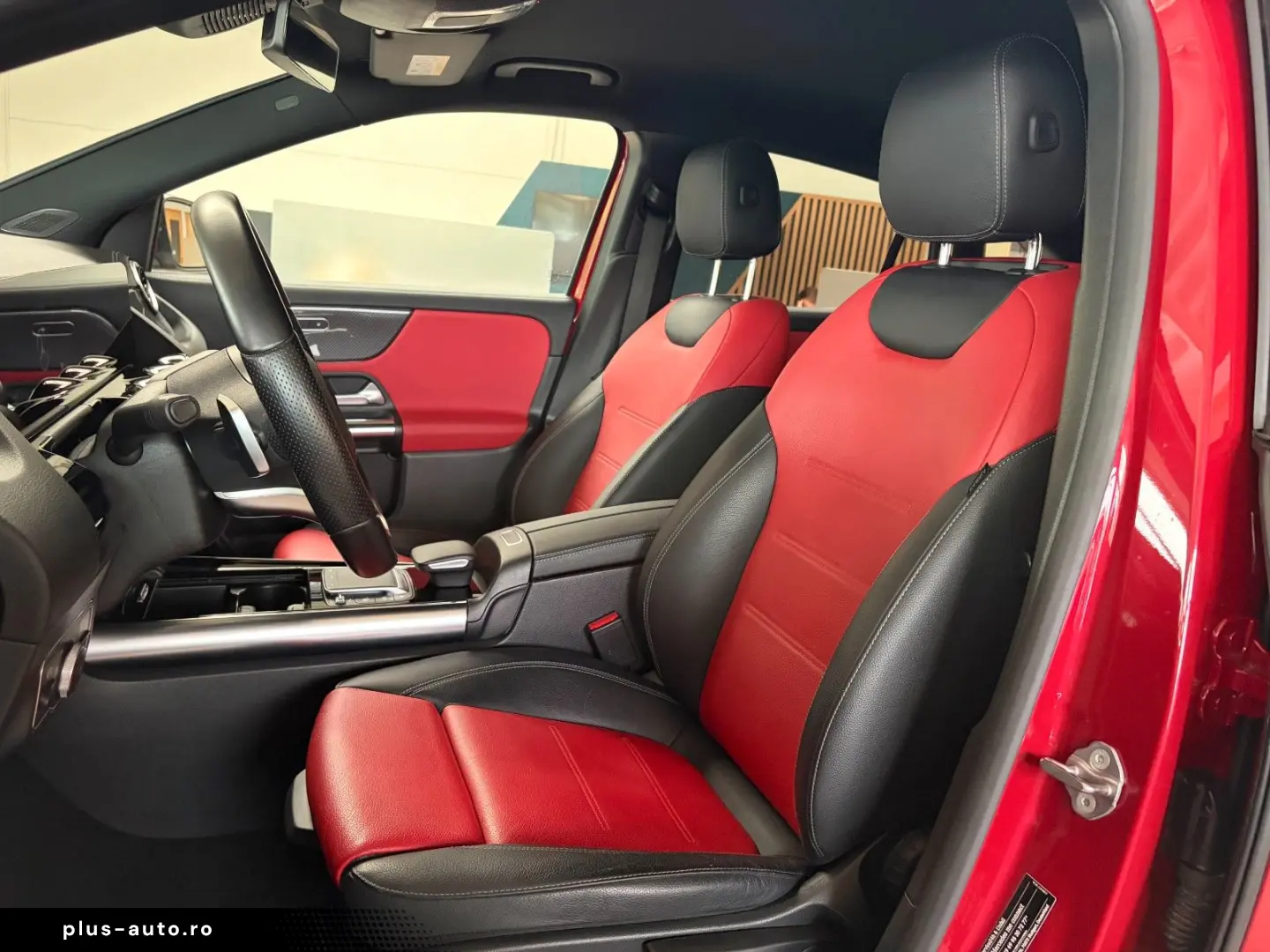 MERCEDES-BENZ GLA 250 e AMG-Line AHK DISTRO LEDER ST&hellip;