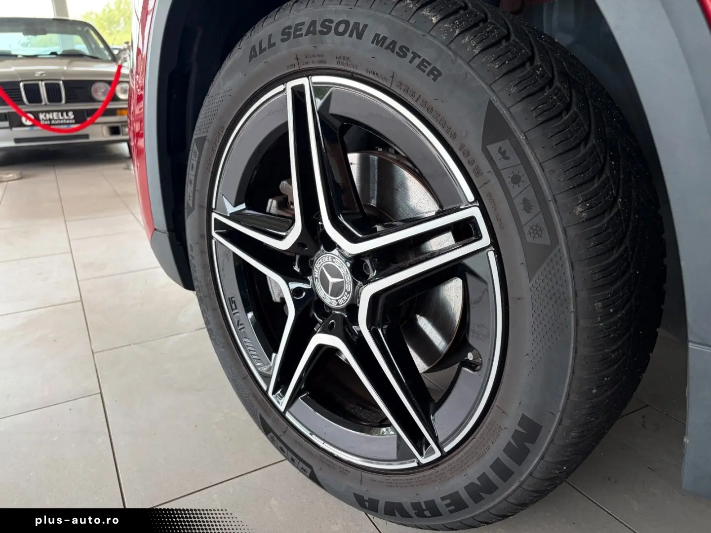 MERCEDES-BENZ GLA 250 e AMG-Line AHK DISTRO LEDER ST&hellip;