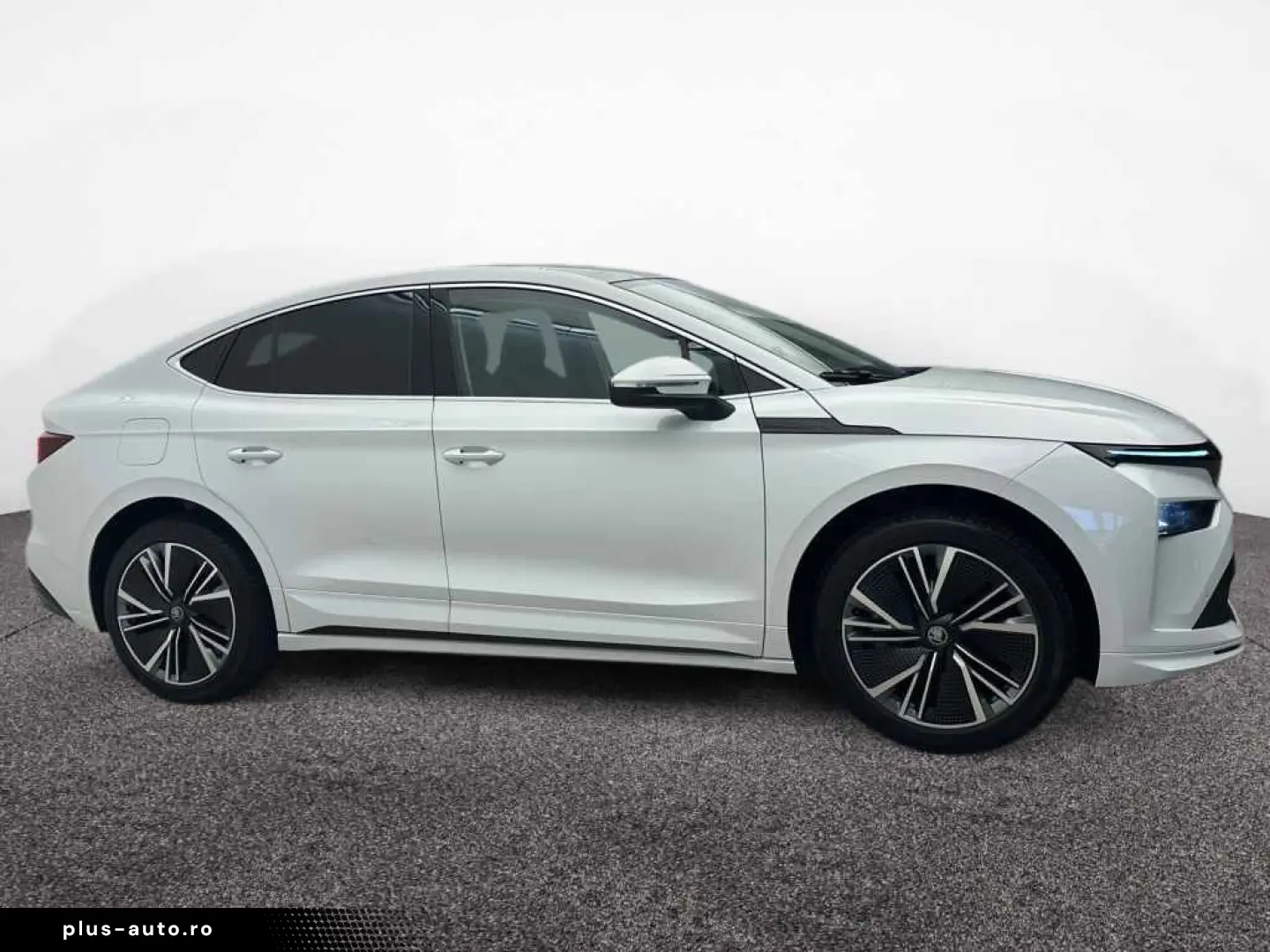 SKODA Enyaq Coupe 85  WÄRME PANO AHK ACC LED NAVI 20