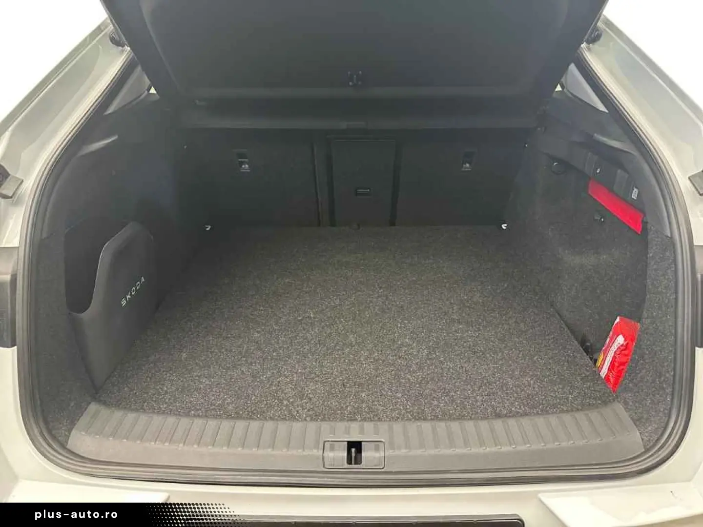 SKODA Enyaq Coupe 85  WÄRME PANO AHK ACC LED NAVI 20