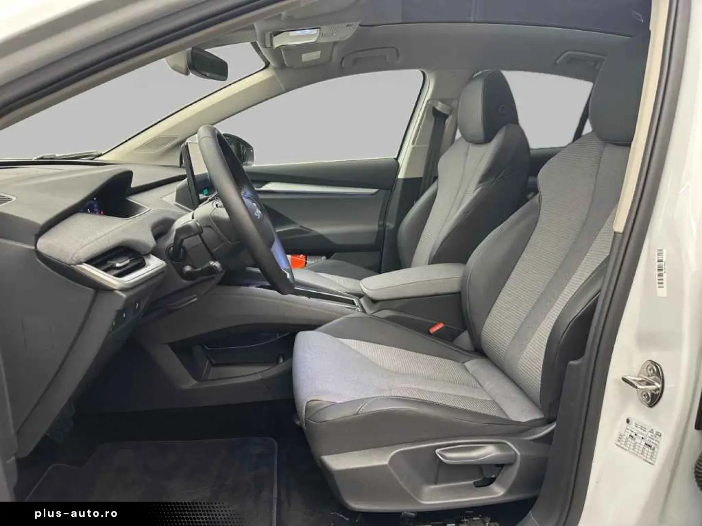 SKODA Enyaq Coupe 85  WÄRME PANO AHK ACC LED NAVI 20