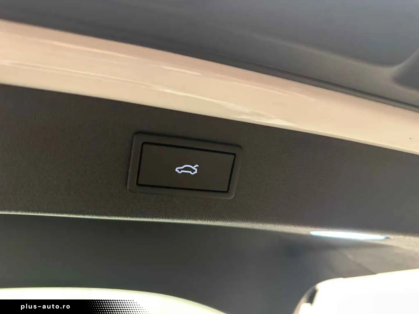 SKODA Enyaq Coupe 85  WÄRME PANO AHK ACC LED NAVI 20