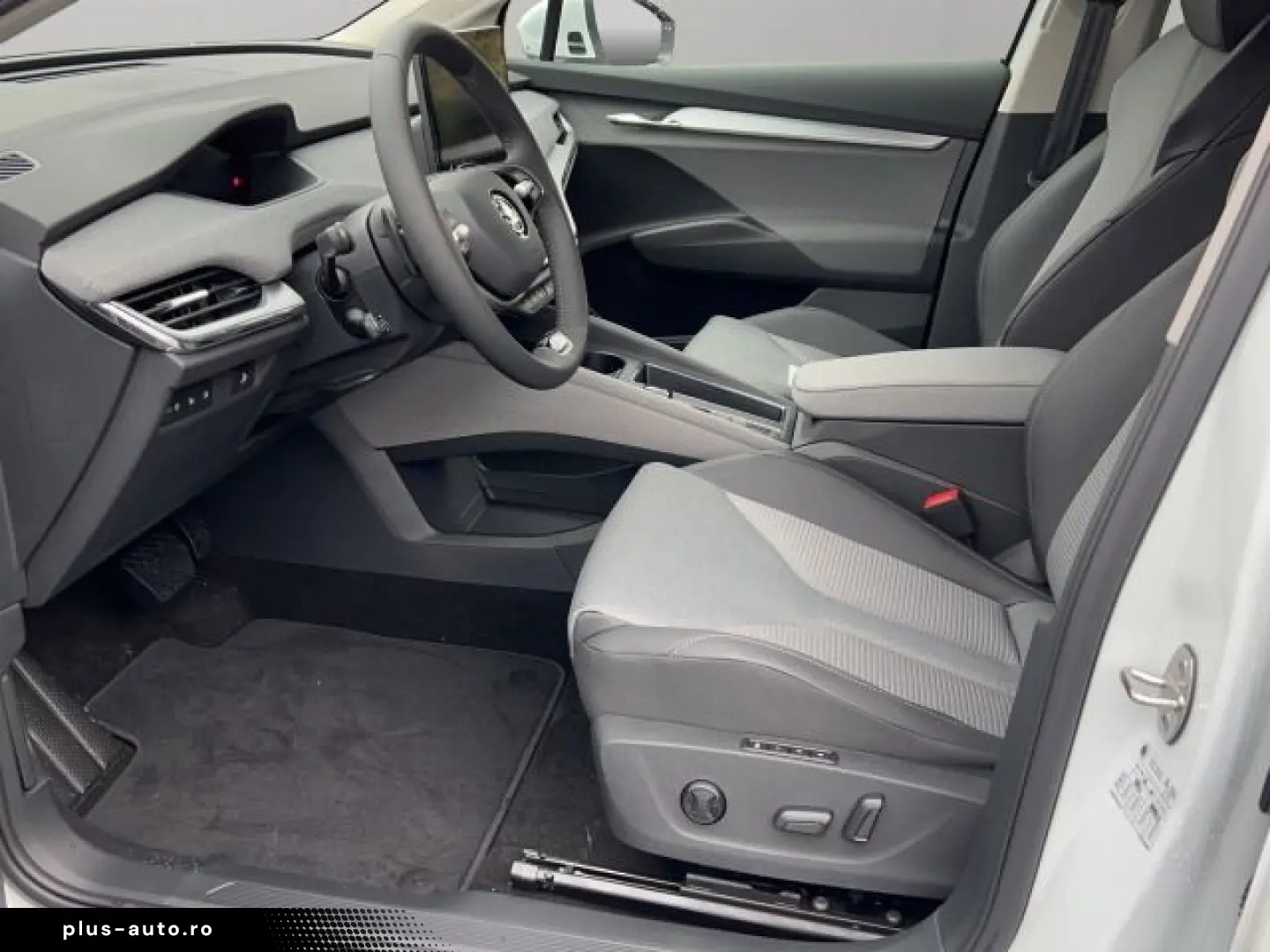 SKODA Enyaq 85 Loft NAVI ACC MATRIX LED LENKRADHZG. KA
