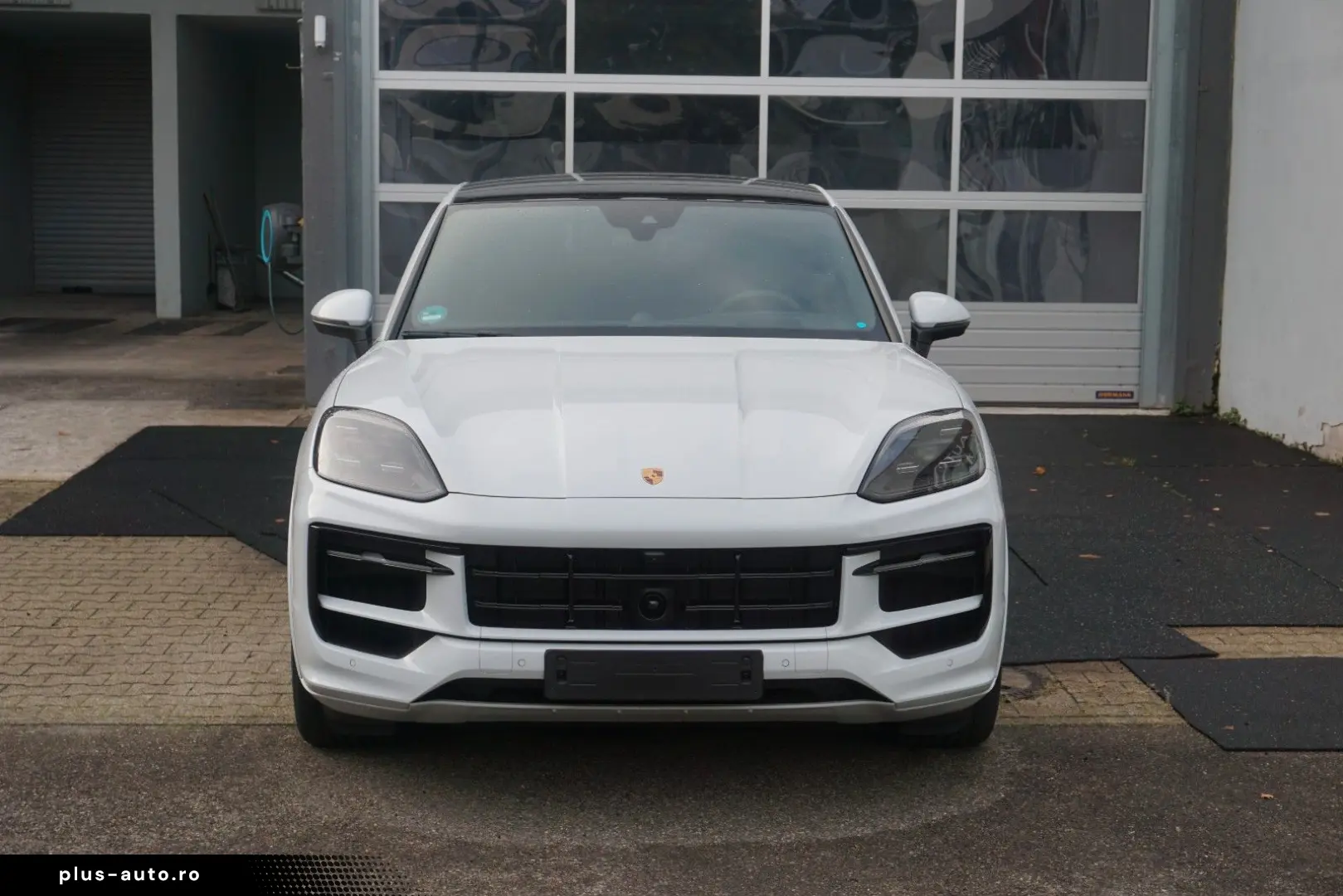 PORSCHE Cayenne Coupe E-Hybrid Sport Design Paket BOSE