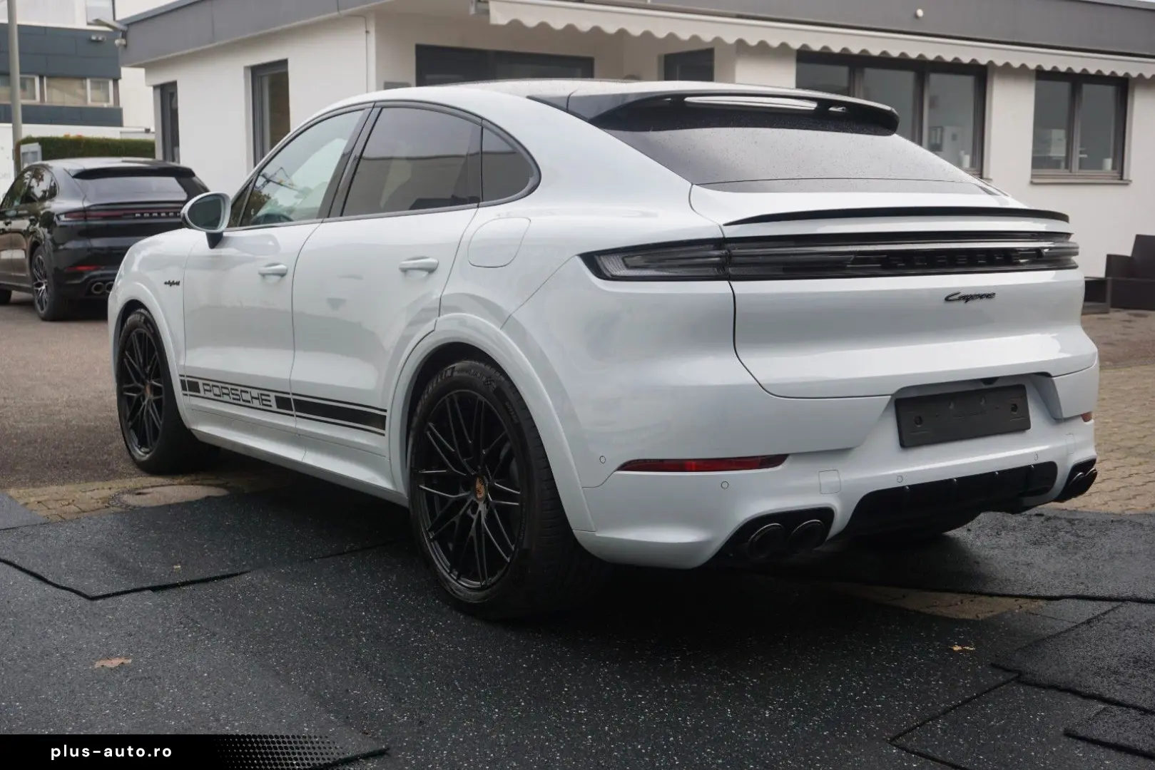 PORSCHE Cayenne Coupe E-Hybrid Sport Design Paket BOSE