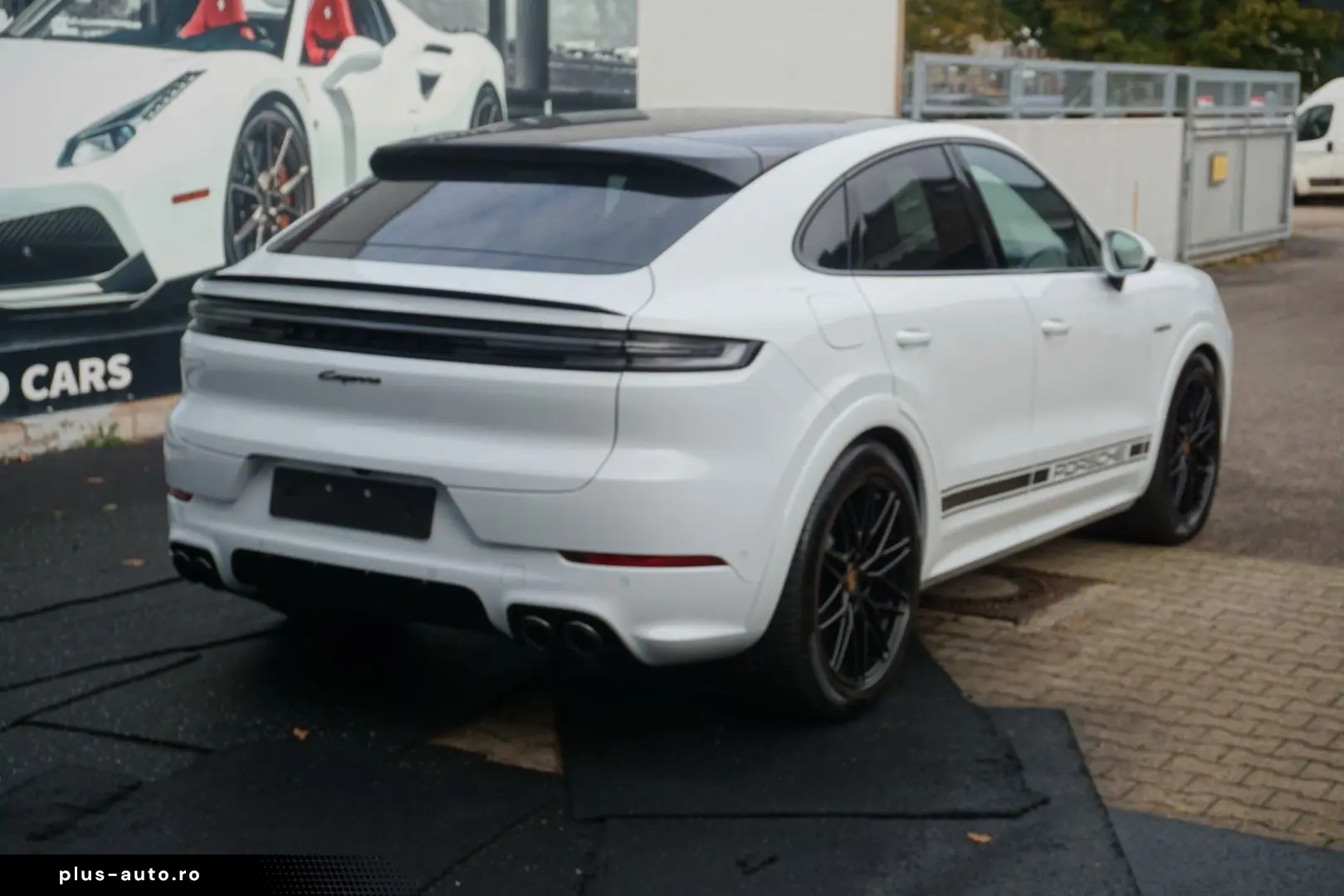 PORSCHE Cayenne Coupe E-Hybrid Sport Design Paket BOSE