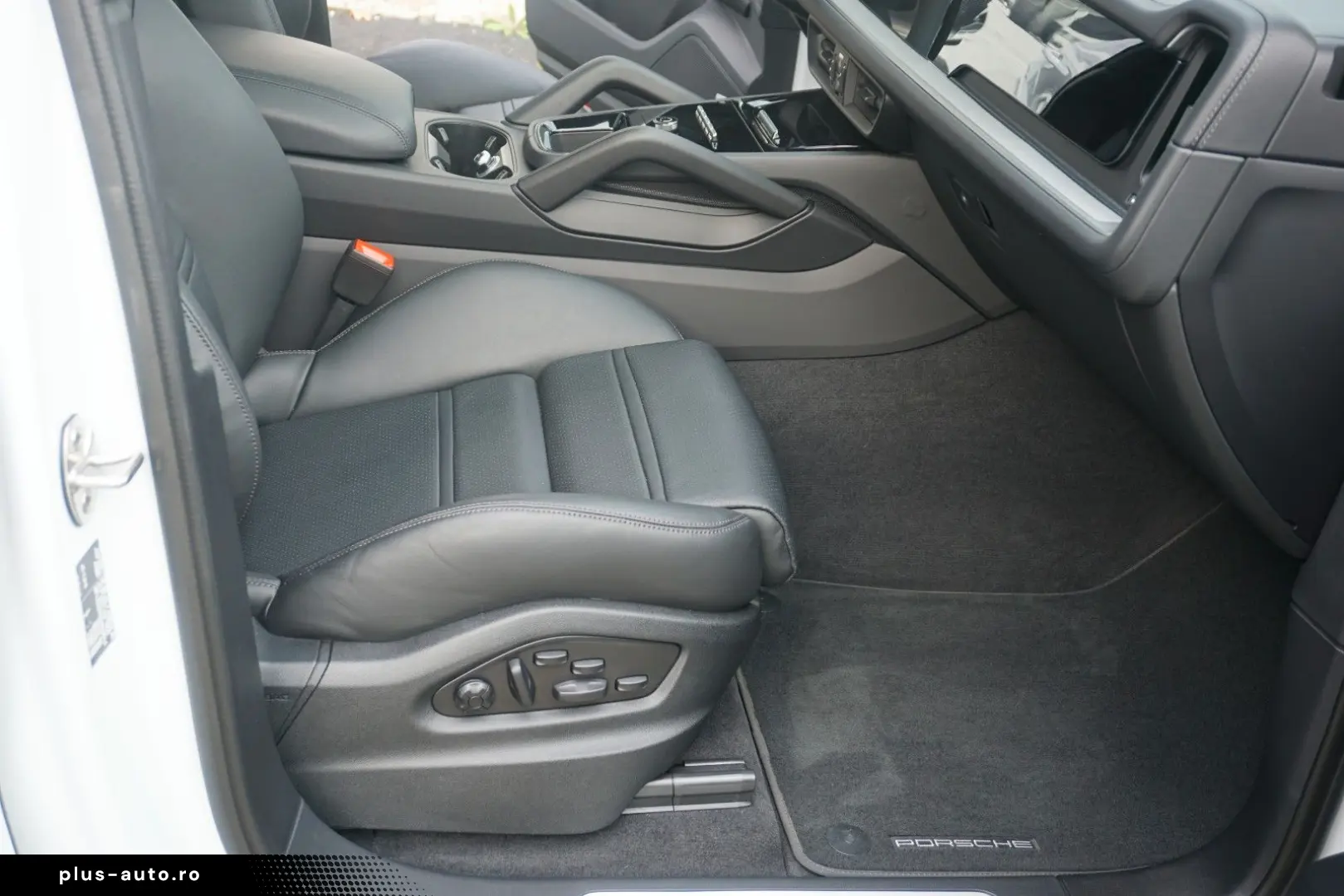 PORSCHE Cayenne Coupe E-Hybrid Sport Design Paket BOSE
