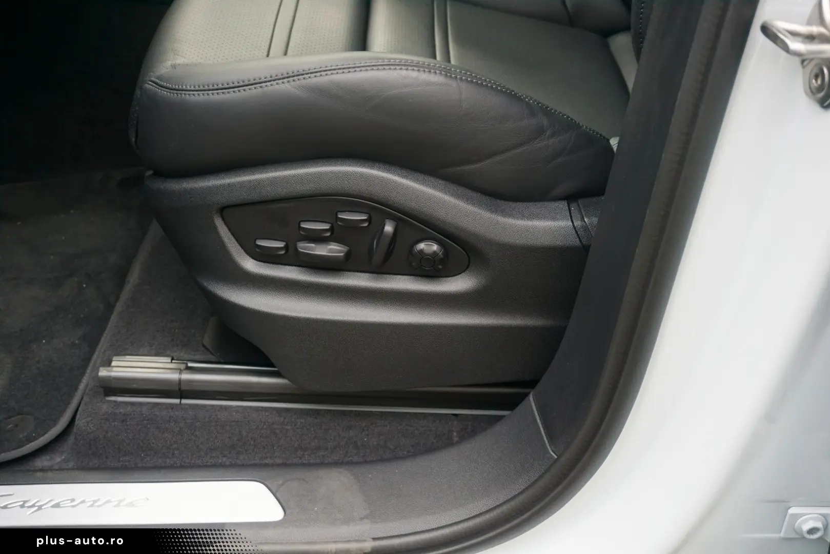 PORSCHE Cayenne Coupe E-Hybrid Sport Design Paket BOSE