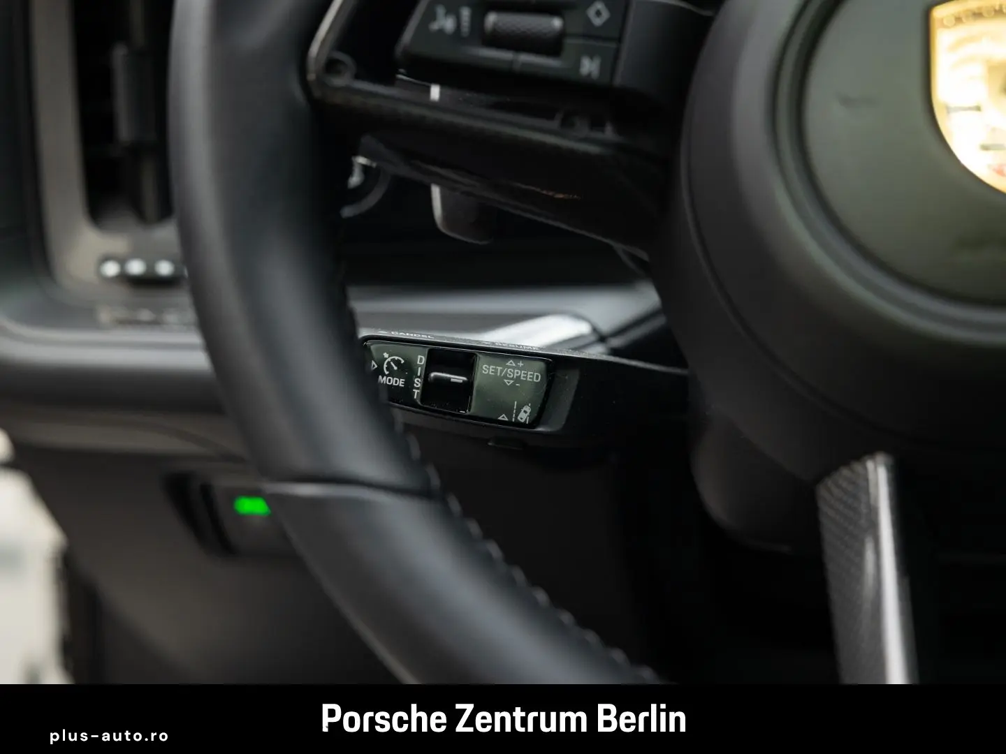 PORSCHE Cayenne GTS Coupe InnoDrive HA-Lenkung Head-Up