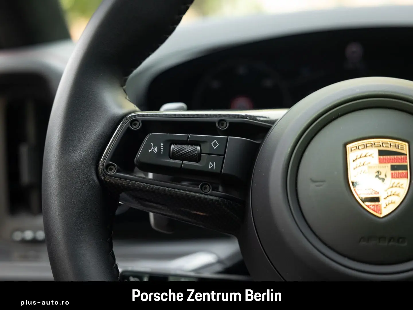 PORSCHE Cayenne GTS Coupe InnoDrive HA-Lenkung Head-Up