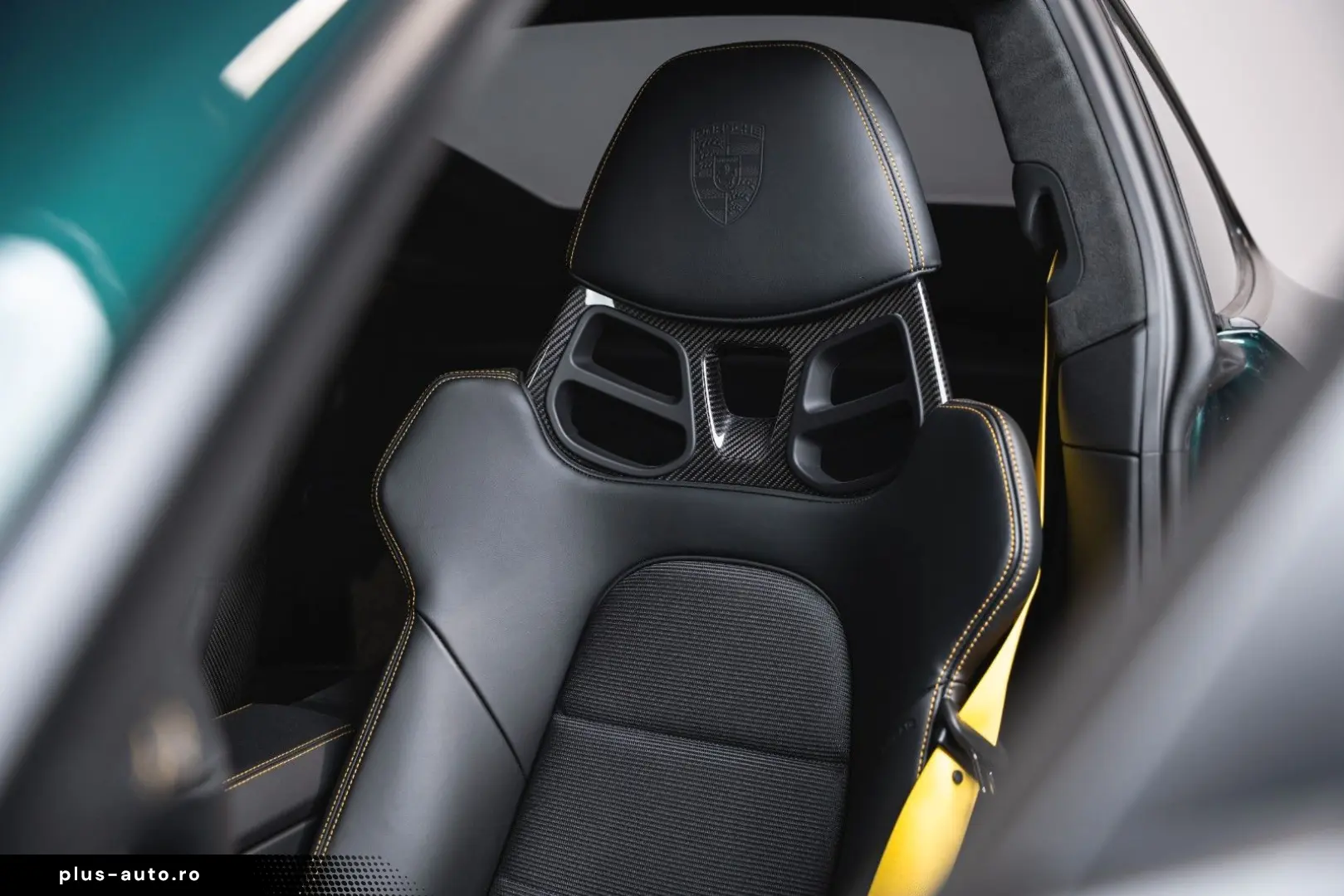PORSCHE 992 GT3 Touring  FULL OPTION  PTS  CERAMIC