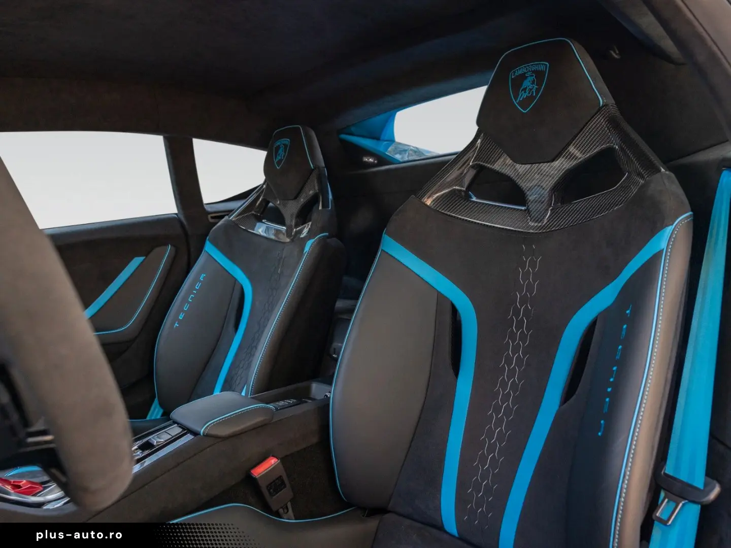 LAMBORGHINI Huracán Tecnica   Blu Cepheus   Carbon Seats