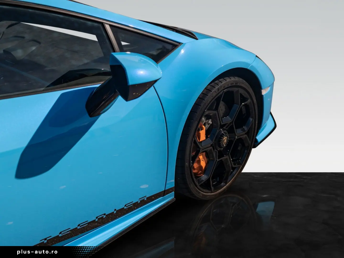 LAMBORGHINI Huracán Tecnica   Blu Cepheus   Carbon Seats