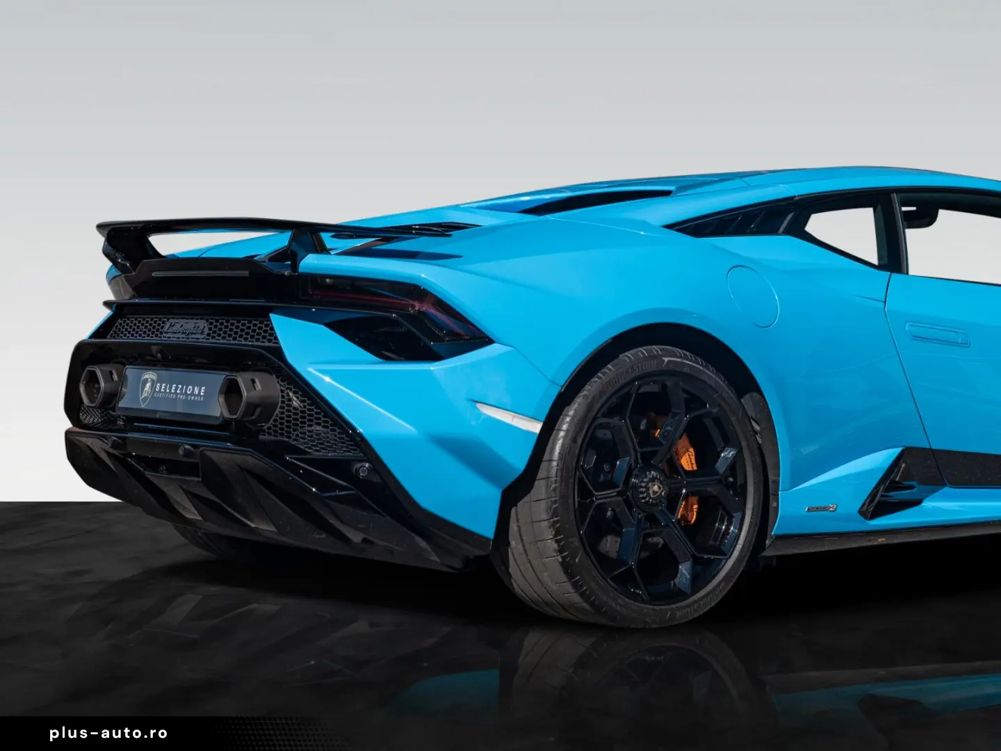 LAMBORGHINI Huracán Tecnica   Blu Cepheus   Carbon Seats