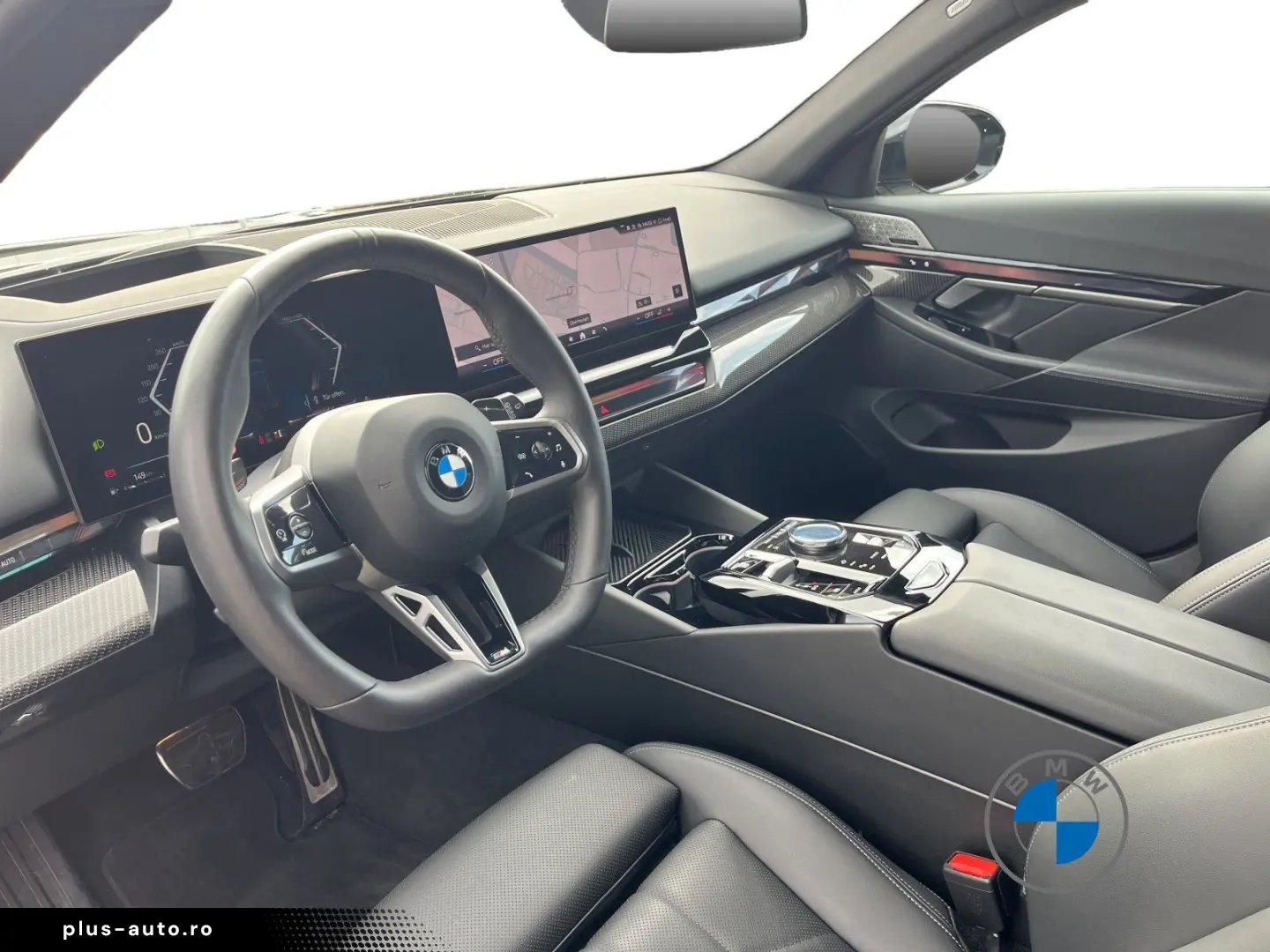 BMW 540d xDrive M Sport Touring_20 _Pano_B&W