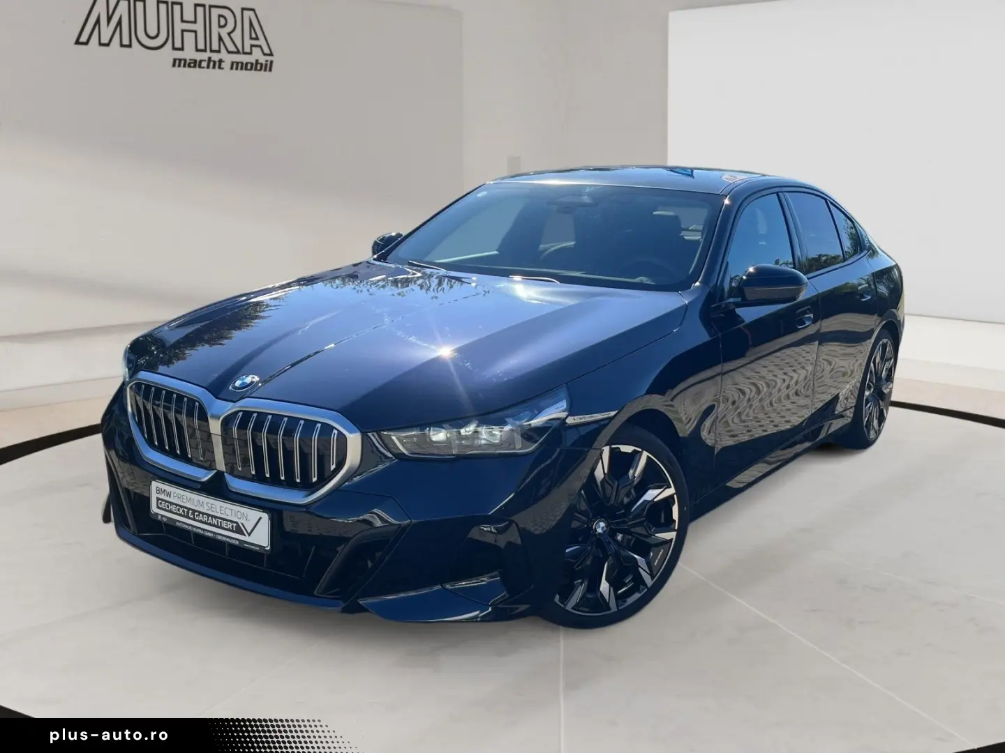 BMW 540d xDrive Limousine M Sport 21 _Pano_B&W