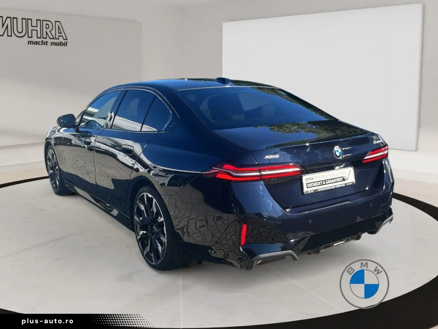 BMW 540d xDrive Limousine M Sport 21 _Pano_B&W