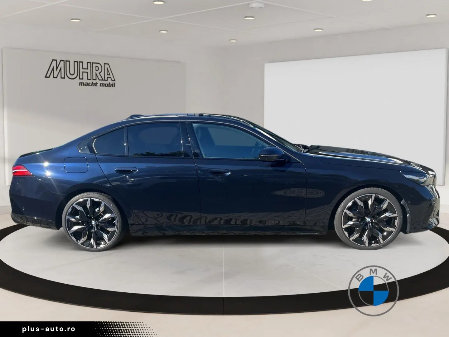 BMW 540d xDrive Limousine M Sport 21 _Pano_B&W