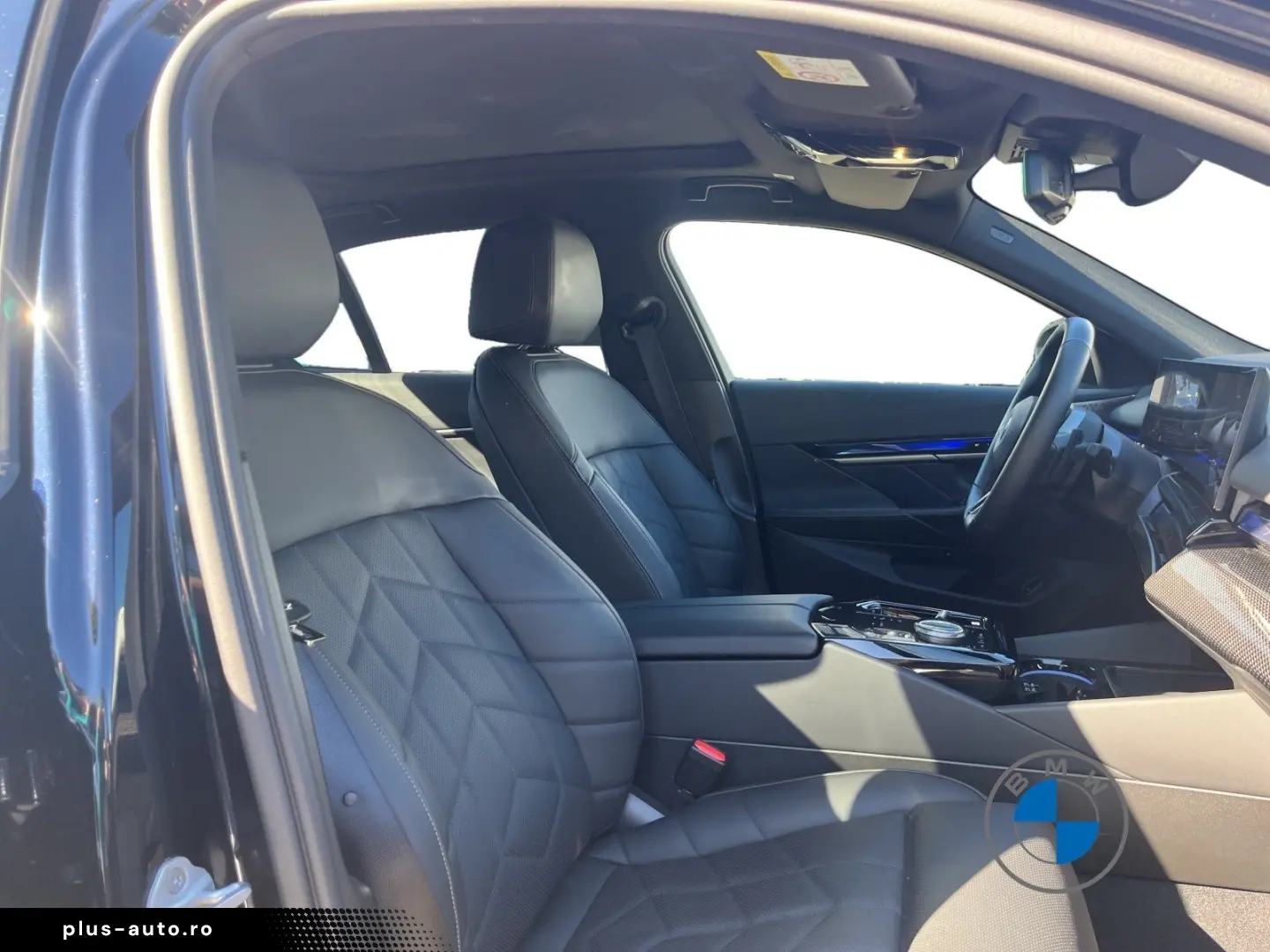 BMW 540d xDrive Limousine M Sport 21 _Pano_B&W